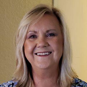 Meet your Posher, Joann